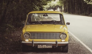 Автомобиль.