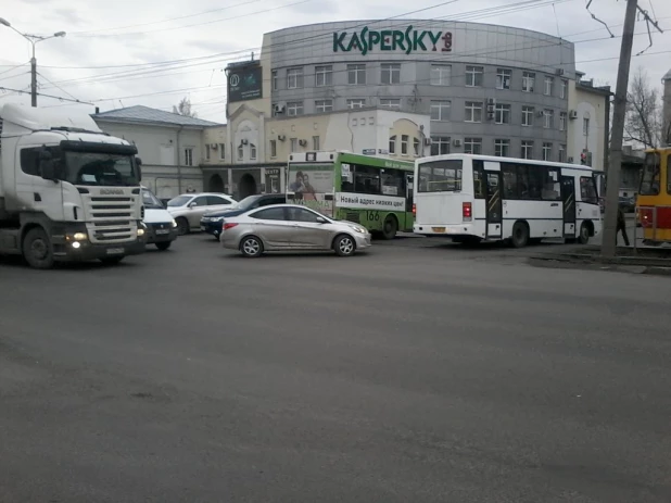 ДТП на перекрестке улицы Гоголя с проспектом Красноармейский. 21 октября 2015 года.