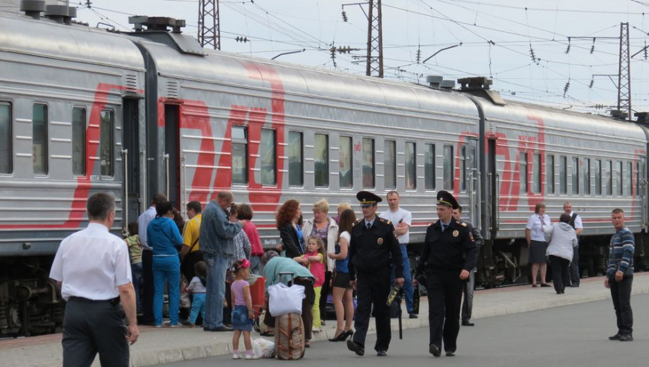 Поезд "Барнаул-Абакан".