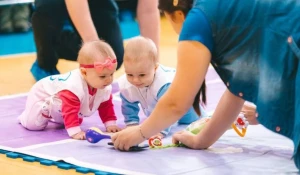 Юбилейный "Забег младенцев" в спорткомплексе "Обь"