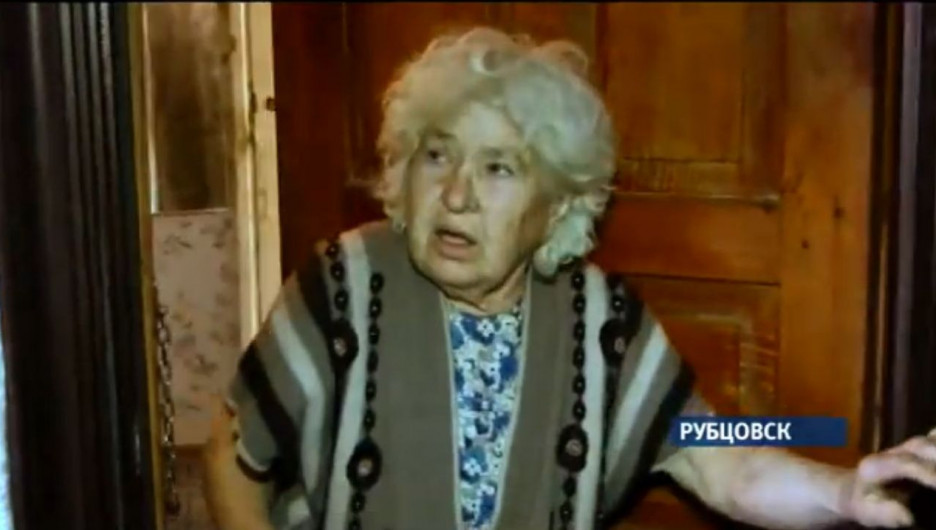 В Рубцовске бабушка неделю жила с телом внука.