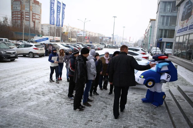 Автоцентр АНТ- официальный дилер Hyundai - провел экскурсию для школьников.