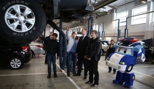 Автоцентр АНТ- официальный дилер Hyundai - провел экскурсию для школьников.