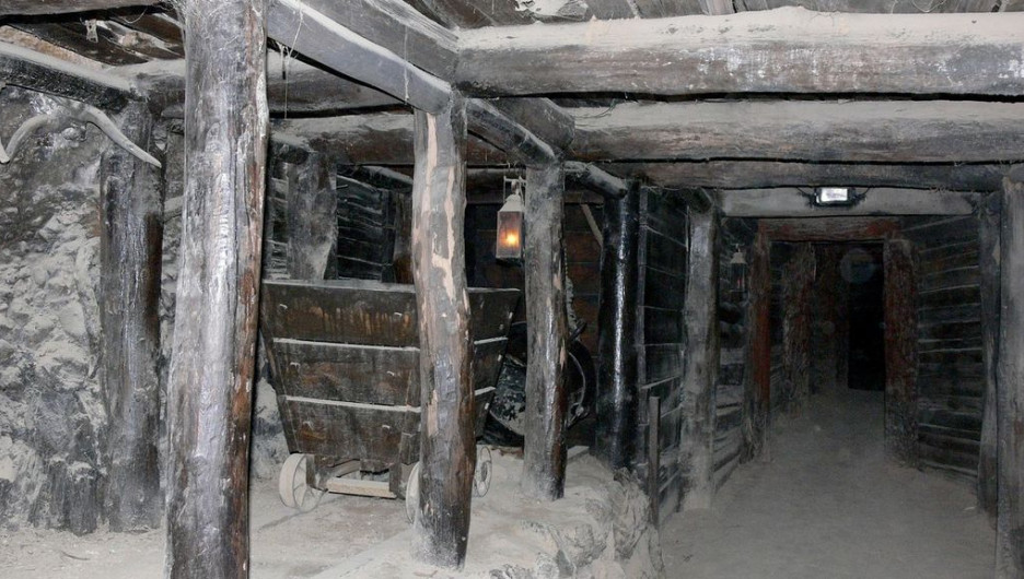 В Кузбассе остановили работу шахты и эвакуировали рабочих