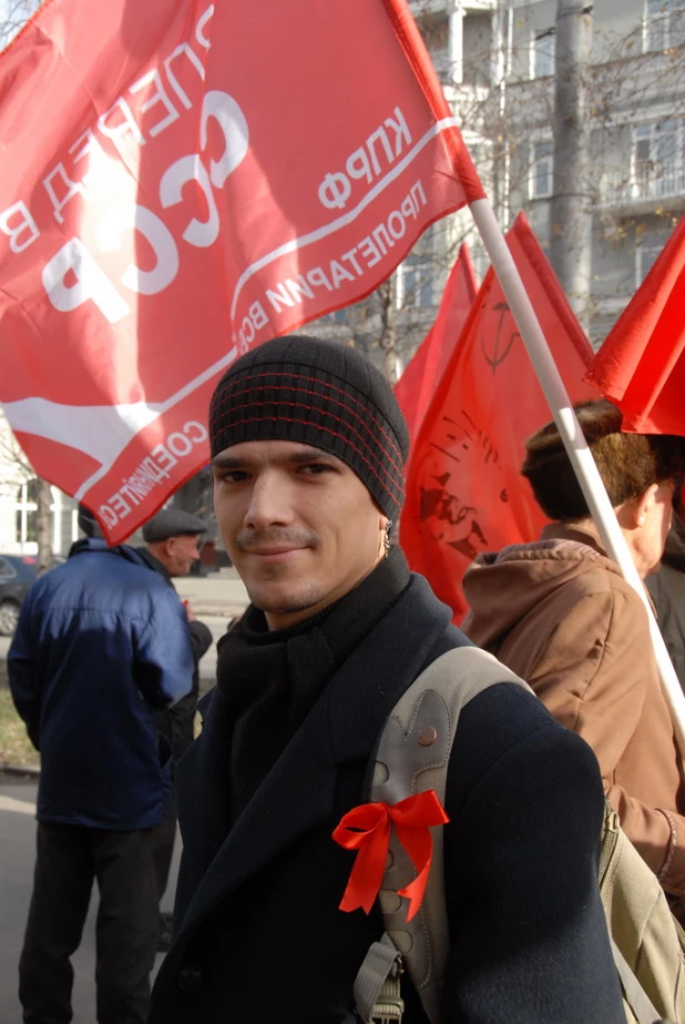 Шествие и митинг коммунистов 7 ноября 2015 года.