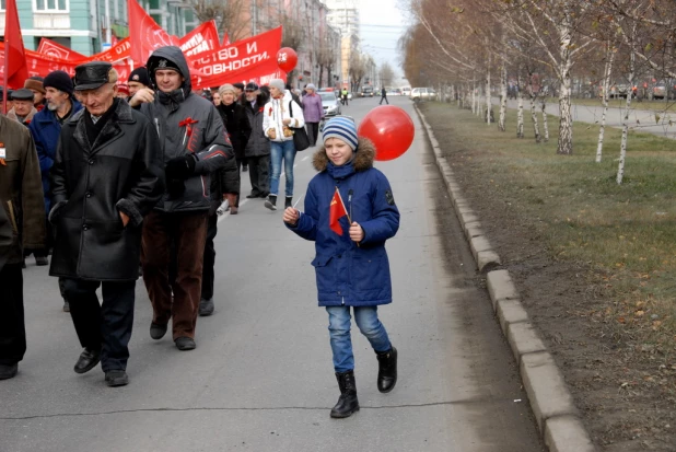 Шествие и митинг коммунистов 7 ноября 2015 года.