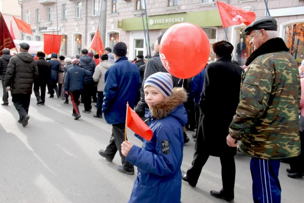 Шествие и митинг коммунистов 7 ноября 2015 года.