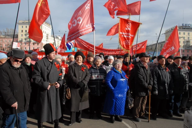 Шествие и митинг коммунистов 7 ноября 2015 года.