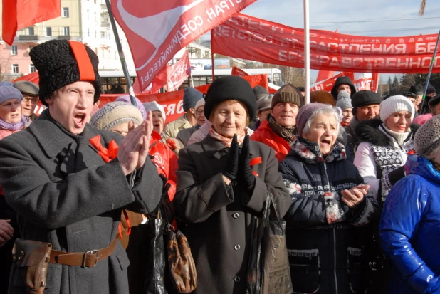 Шествие и митинг коммунистов 7 ноября 2015 года.