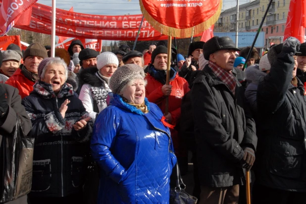 Шествие и митинг коммунистов 7 ноября 2015 года.