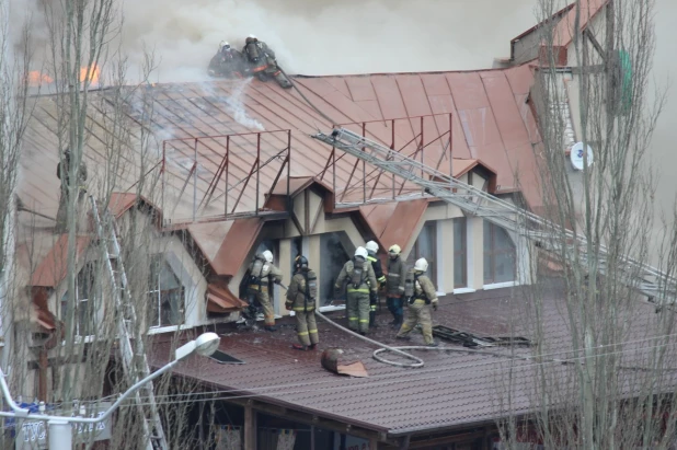 Пожар в Барнауле 8 ноября.