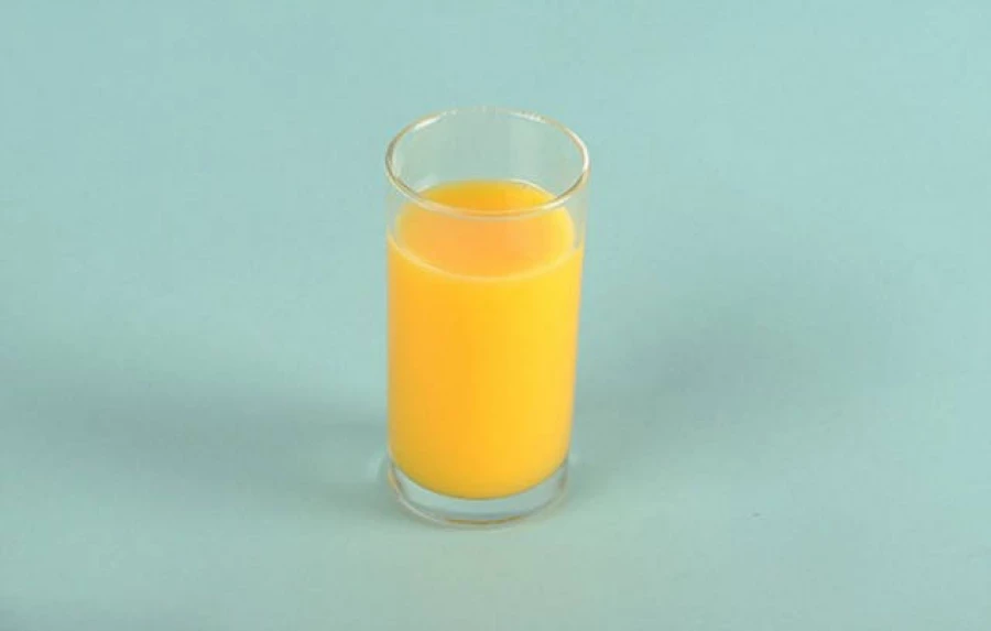200 мл апельсинового сока.