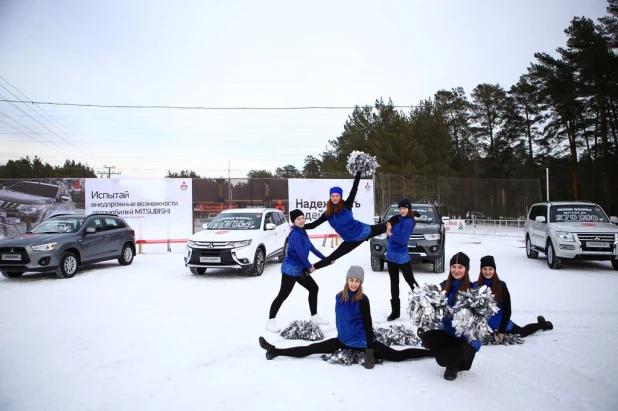 Автоцентр АНТ и Mitsubishi дали бой алтайской зиме