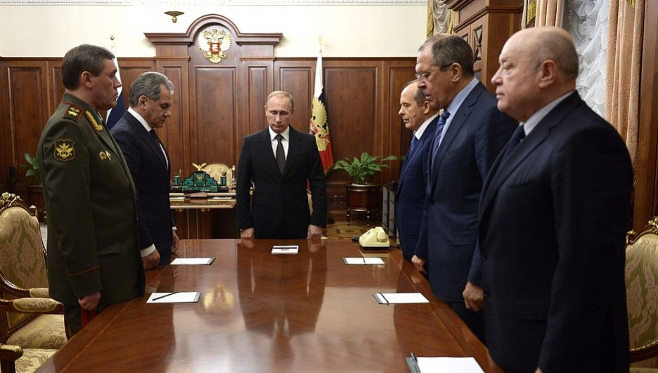 Путин провёл совещание об итогах расследования причин крушения российского самолета на Синае.