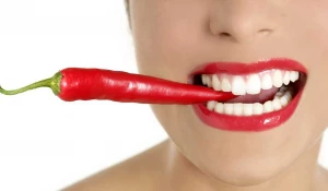 Деликатное косметическое отбеливание зубов в Барнауле.