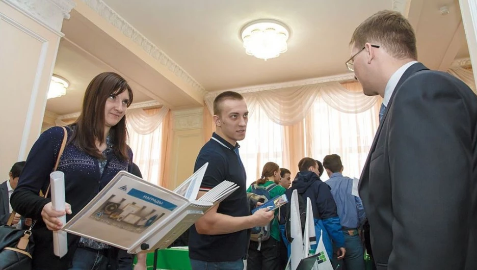 "Алтай-Кокс" проводит мероприятия по профессиональной ориентации в базовых учебных заведениях.