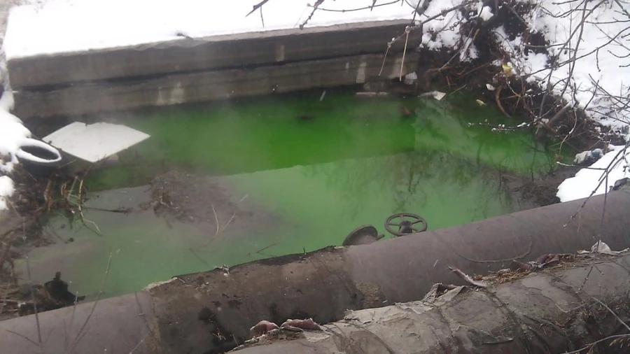 Зеленая вода в теплоцентрали. Зеленая вода в теплоцентрали.