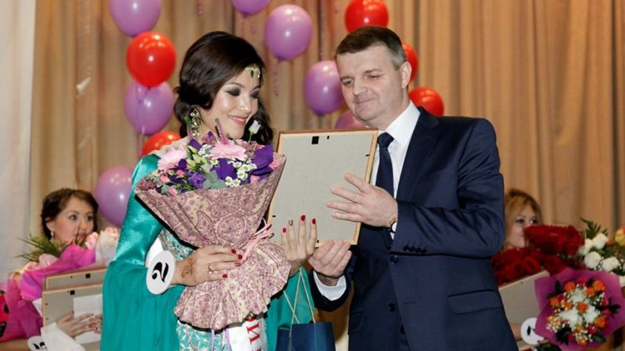 Асем Джанабилова на конкурсе &quot;МИсс БЮИ - 2015&quot;.