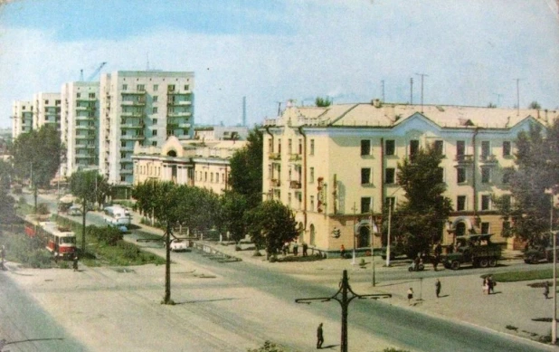 Проспект Ленина. Открытка, автор Б. Подгорный  1971 год.