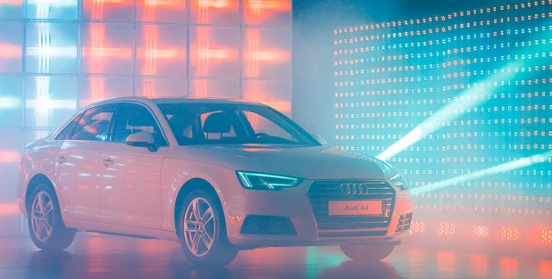 В Барнауле состоялась презентация нового автомобиля AudiA4.