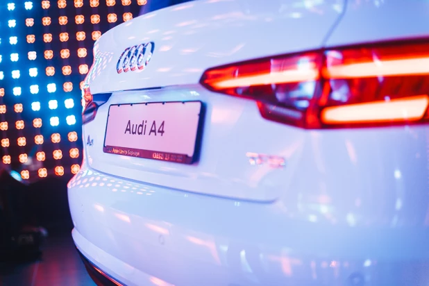 В Барнауле состоялась презентация нового автомобиля AudiA4.