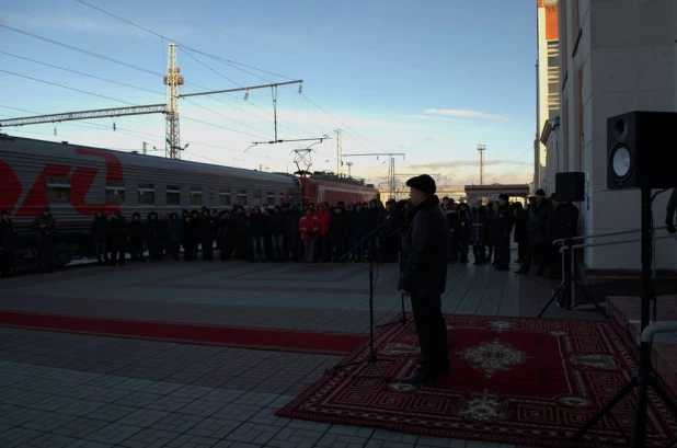 Запуск скорого поезда Барнаул - Новосибирск.