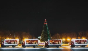 Грузовики Coca-Cola Hellenic.