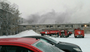 Пожар на территории моторного завода.