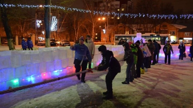 Открытие новогодних елок в Октябрьском районе.