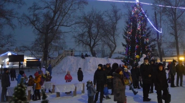 Открытие снежного городка в парке ВРЗ.