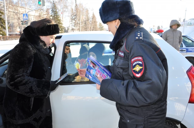 Акция в Барнауле в новогодние каникулы.