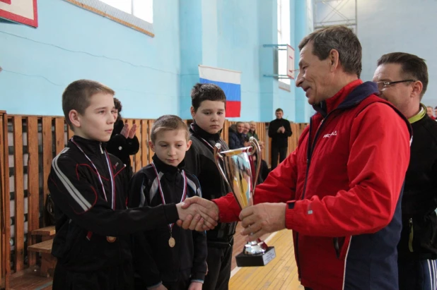 Соревнования по городошному спорту в Родинском районе.