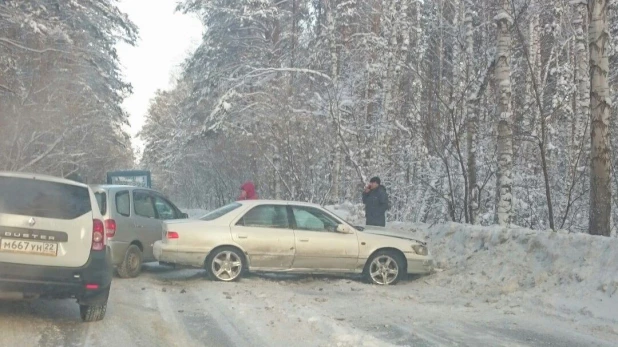 ДТП на Лесном тракте.