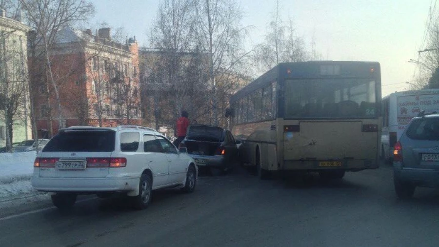 ДТП на Ленина-Союза Республик.