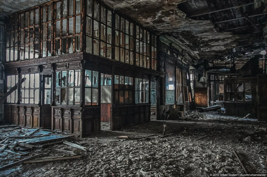 Пассаж купца Фирсова в Бийске.