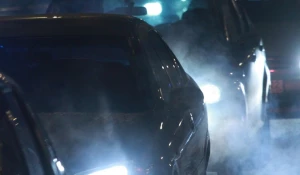 Автомобили.