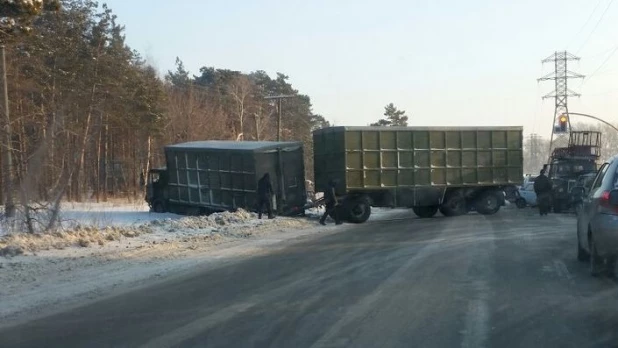 ДТП в районе шоссе Ленточный Бор.