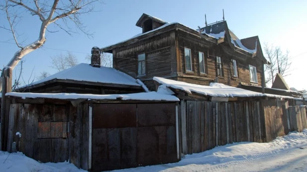 Дом Лесневского в Барнауле.