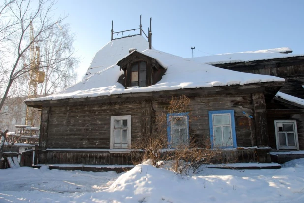 Дом Лесневского в Барнауле.