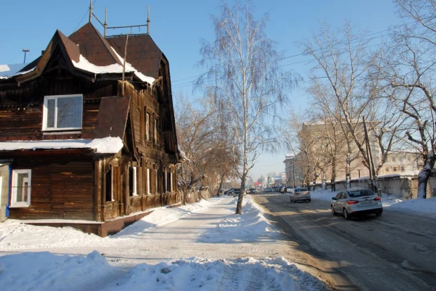 Дом Лесневского в Барнауле.