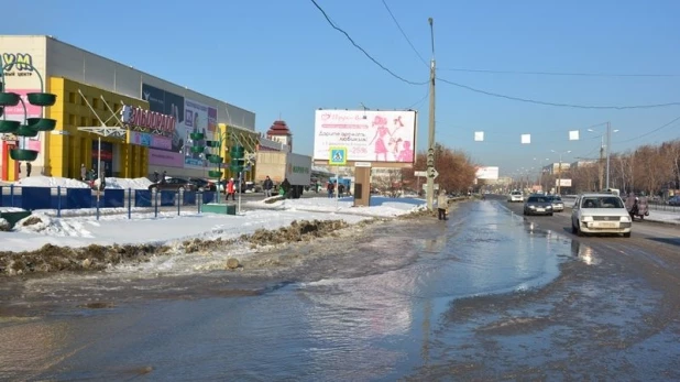 Потоп на ул. Попова.