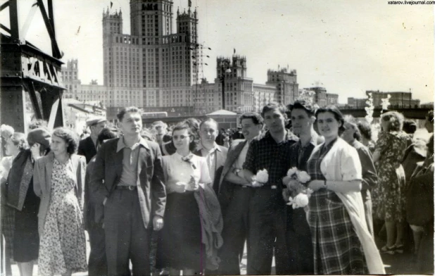 Фотографии СССР , найденные на свалке в деревне Тимашево Калужской области/