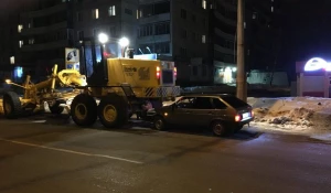 ДТП с участием грейдера.