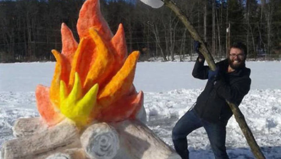 Потрясающие снежные скульптуры.