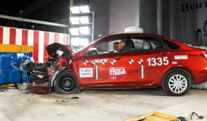 Lada Vesta на краш-тесте