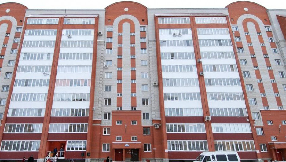 Сергей Степашин открыл в Барнауле первый в Сибири дом образцового содержания.
