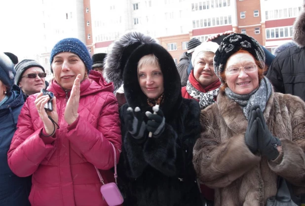 Сергей Степашин открыл в Барнауле первый в Сибири дом образцового содержания.