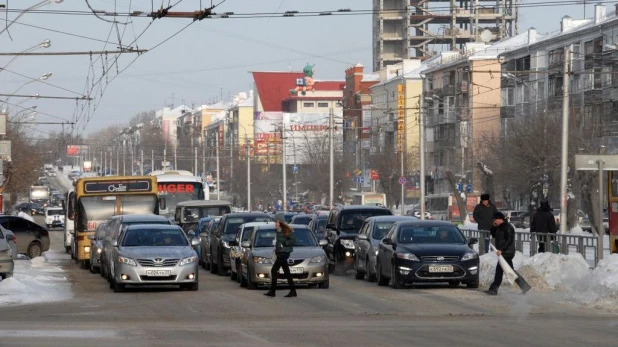 Пешеходный переход, автомобили.