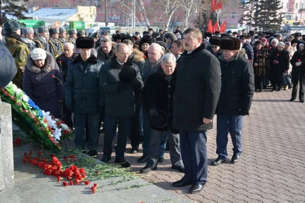 Возложение цветов 23 февраля, 2015 года.