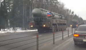 Межконтинентальные ракеты везут в Москву.